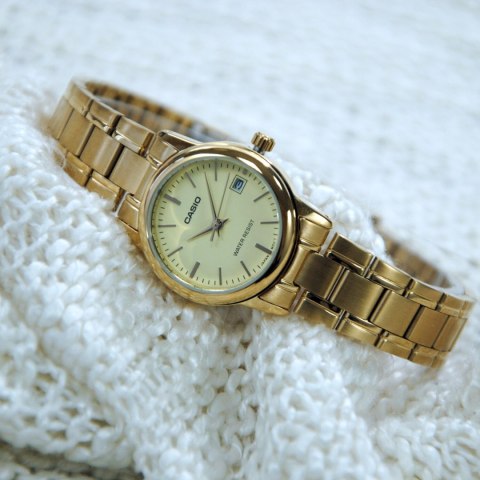 ZEGAREK DAMSKI CASIO LTP-V002G-9AUDF (zd587h) + BOX ZEGAREK DAMSKI CASIO LTP-V002G-9AUDF (zd587h) + BOX