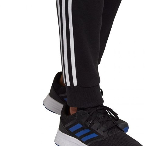 Spodnie adidas Essentials Fleece M GK8821 Spodnie adidas Essentials Fleece M GK8821