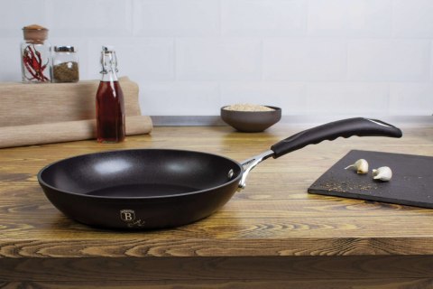PATELNIA TYTANOWA 30cm BERLINGER HAUS BLACK PROFESSIONAL LINE BH-6118 PATELNIA TYTANOWA 30cm BERLINGER HAUS BLACK PROFESSIONAL LINE BH-6118