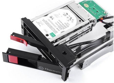 Kieszeń Thermaltake Duo HDD Dock ST0026Z Kieszeń Thermaltake Duo HDD Dock ST0026Z