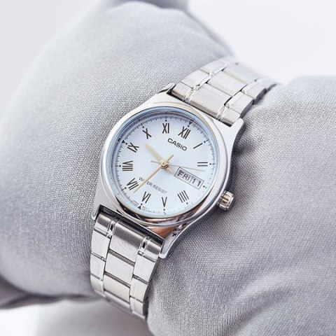 ZEGAREK DAMSKI CASIO LTP-V006D-2B (zd587j) + BOX ZEGAREK DAMSKI CASIO LTP-V006D-2B (zd587j) + BOX
