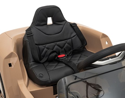 Autko BMW i4 na akumulator dla dzieci Złoty + Wolny Start + EVA + Ekoskóra + Audio LED + Pilot Autko BMW i4 na akumulator dla dzieci Złoty + Wolny Start + EVA + Ekoskóra + Audio LED + Pilot