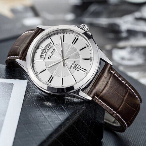 ZEGAREK MĘSKI CASIO MTP1381L-7AV + BOX ZEGAREK MĘSKI CASIO MTP1381L-7AV + BOX