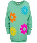 Sweter damski w kolorowe kwiaty z dlłuższym tyłem LILANA (Zielony || Wielokolorowy)