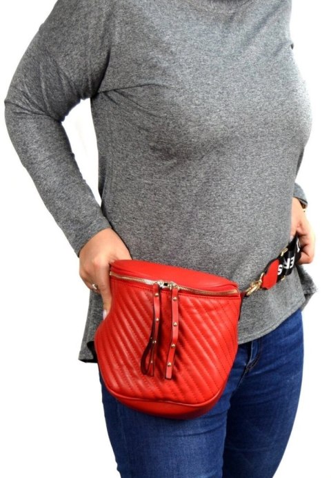 Duża torebka miejska pikowana crossbody biodrówka nerka Pasek (Czerwony) Duża torebka miejska pikowana crossbody biodrówka nerka Pasek (Czerwony)