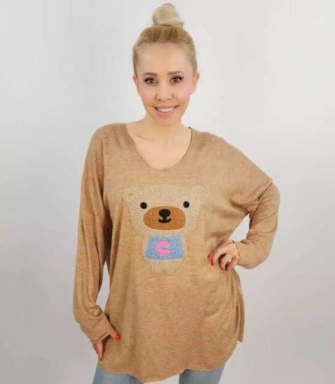Cienki sweter oversize serek z misiem (Beżowy) Cienki sweter oversize serek z misiem (Beżowy)