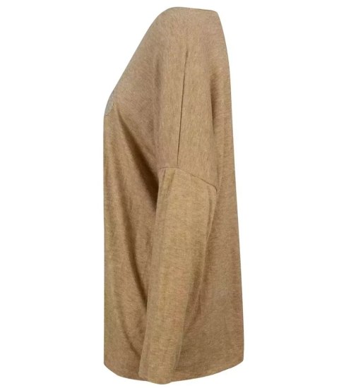 Cienki sweter oversize serek z misiem (Beżowy) Cienki sweter oversize serek z misiem (Beżowy)