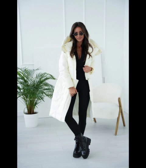 Pikowany płaszcz 2w1 z kapturem Ocieplony Elegancka AMANDA (Biały) 38 Pikowany płaszcz 2w1 z kapturem Ocieplony Elegancka AMANDA (Biały) 38