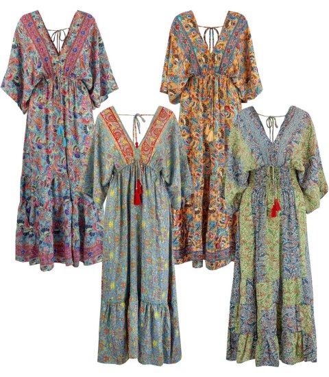 Długa zwiewna sukienka w stylu etno hippie indyjskie wzory SHANTI (Wielokolorowy) Długa zwiewna sukienka w stylu etno hippie indyjskie wzory SHANTI (Wielokolorowy)