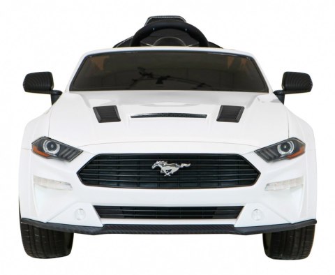 Autko Ford Mustang GT na akumulator dla dzieci Biały + Regulacja siedzenia + Audio LED + EVA + Wolny Start Autko Ford Mustang GT na akumulator dla dzieci Biały + Regulacja siedzenia + Audio LED + EVA + Wolny Start