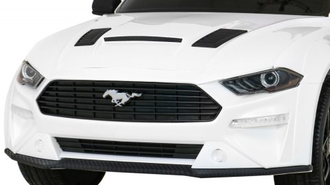 Autko Ford Mustang GT na akumulator dla dzieci Biały + Regulacja siedzenia + Audio LED + EVA + Wolny Start Autko Ford Mustang GT na akumulator dla dzieci Biały + Regulacja siedzenia + Audio LED + EVA + Wolny Start
