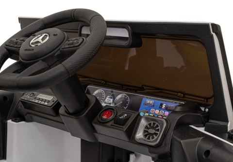 Mercedes AMG G63 dla dzieci Biały + Pilot Mercedes AMG G63 dla dzieci Biały + Pilot