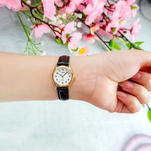 ZEGAREK DAMSKI CASIO LTP-1094Q 7B1 (zd567n) + BOX ZEGAREK DAMSKI CASIO LTP-1094Q 7B1 (zd567n) + BOX