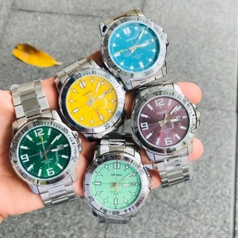 ZEGAREK MĘSKI CASIO MTP-VD01D-3E2 (zd185h) + BOX ZEGAREK MĘSKI CASIO MTP-VD01D-3E2 (zd185h) + BOX