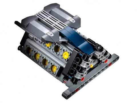 LEGO 42083 Technic Bugatti Chiron LEGO 42083 Technic Bugatti Chiron