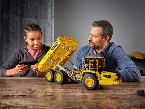 LEGO TECHNIC 42114 Wozidło przegubowe Volvo 6x6 LEGO TECHNIC 42114 Wozidło przegubowe Volvo 6x6