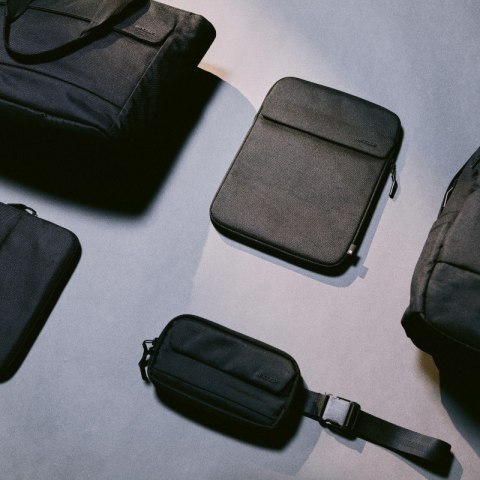 Incase Crosstown Sleeve with Woolenex - Pokrowiec z kieszenią MacBook Pro 14" (M4/M3/M2/M1/2024-2021) (Black) Incase Crosstown Sleeve with Woolenex - Pokrowiec z kieszenią MacBook Pro 14" (M4/M3/M2/M1/2024-2021) (Black)