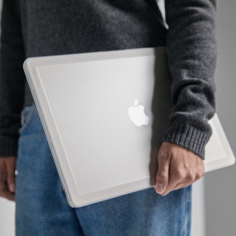 Incase Edge Hardshell Case - Etui MacBook Pro 16" (M4/M3/M2/M1/2024-2021) (Clear) Incase Edge Hardshell Case - Etui MacBook Pro 16" (M4/M3/M2/M1/2024-2021) (Clear)