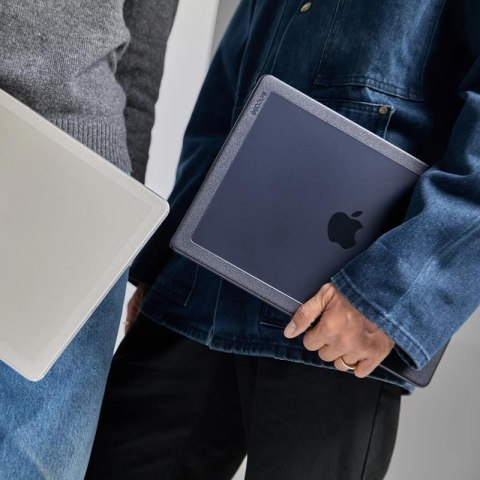 Incase Edge Hardshell Case - Etui MacBook Pro 16" (M4/M3/M2/M1/2024-2021) (Black) Incase Edge Hardshell Case - Etui MacBook Pro 16" (M4/M3/M2/M1/2024-2021) (Black)