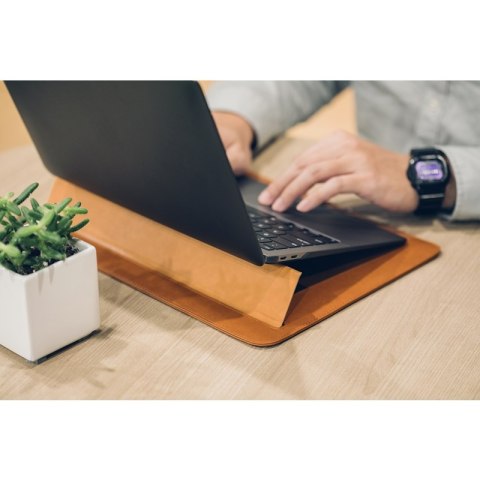 Moshi Muse 13" 3-in-1 Slim - Pokrowiec MacBook Pro 13" / MacBook Air 13" (Caramel Brown) Moshi Muse 13" 3-in-1 Slim - Pokrowiec MacBook Pro 13" / MacBook Air 13" (Caramel Brown)