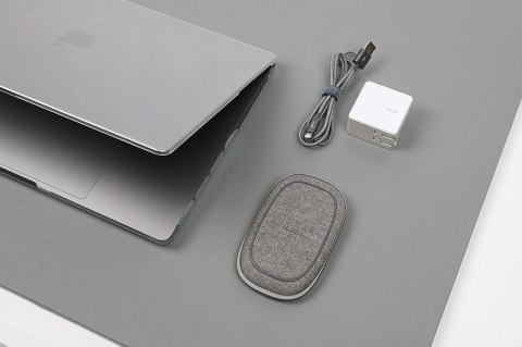 Moshi iGlaze Hardshell Case - Obudowa MacBook Pro 16" (M4/M3/M2/M1/2024-2021) (Stealth Clear) Moshi iGlaze Hardshell Case - Obudowa MacBook Pro 16" (M4/M3/M2/M1/2024-2021) (Stealth Clear)