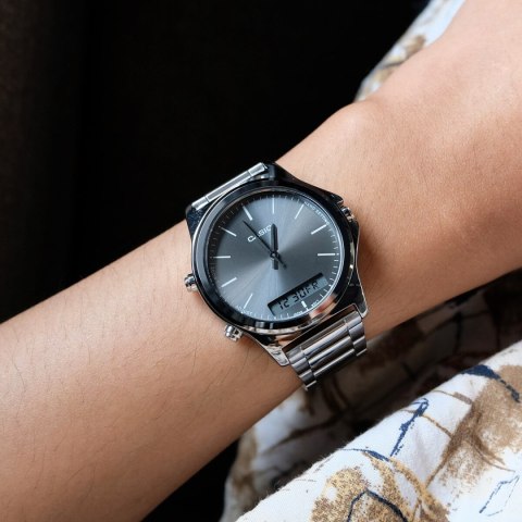 ZEGAREK MĘSKI CASIO MTP-VC01D-8E+ BOX (zd239d) ZEGAREK MĘSKI CASIO MTP-VC01D-8E+ BOX (zd239d)
