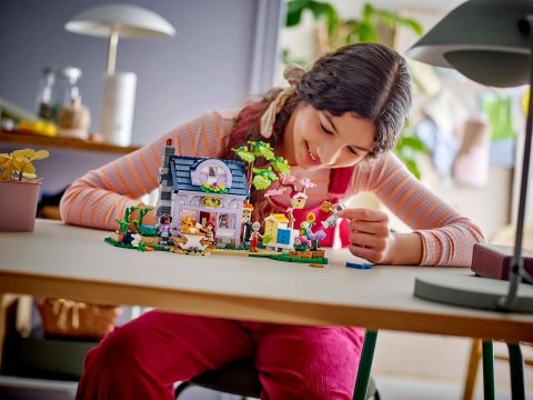 LEGO FRIENDS 42669 Dom pszczelarzy i kwiatowy ogród LEGO FRIENDS 42669 Dom pszczelarzy i kwiatowy ogród