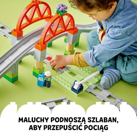 LEGO DUPLO TOWN 10426 Most i tory kolejowe - zestaw rozszerzający LEGO DUPLO TOWN 10426 Most i tory kolejowe - zestaw rozszerzający