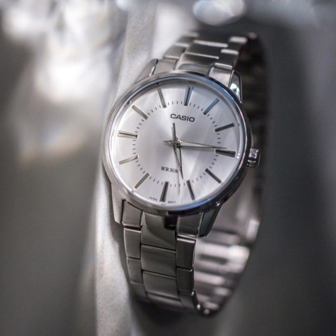 ZEGAREK MĘSKI CASIO MTP-1303D-7AV (zd021a) + BOX ZEGAREK MĘSKI CASIO MTP-1303D-7AV (zd021a) + BOX