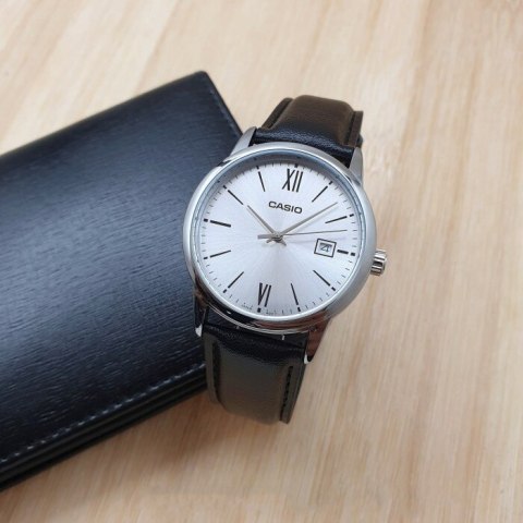 ZEGAREK MĘSKI CASIO MTP-V002L-7B3 + BOX (zd224d) ZEGAREK MĘSKI CASIO MTP-V002L-7B3 + BOX (zd224d)