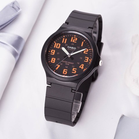 ZEGAREK MĘSKI CASIO MW-240-4B (zd166f) - KLASYKA + BOX ZEGAREK MĘSKI CASIO MW-240-4B (zd166f) - KLASYKA + BOX