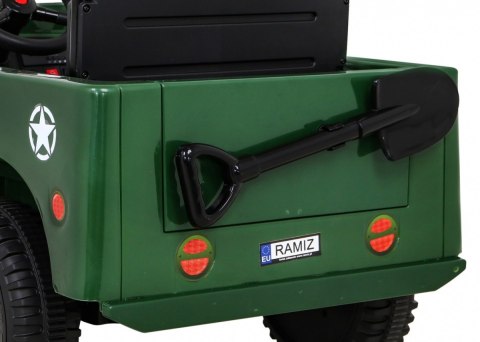 Autko Wojskowe Retro dla dzieci Zielony + Napęd 4x4 + Pilot + 2 Bagażniki + Wolny Start + MP3 LED Autko Wojskowe Retro dla dzieci Zielony + Napęd 4x4 + Pilot + 2 Bagażniki + Wolny Start + MP3 LED