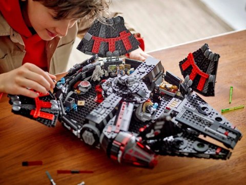 LEGO Star Wars 75389 Mroczny Sokół Millennium LEGO Star Wars 75389 Mroczny Sokół Millennium