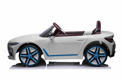 Autko BMW i4 na akumulator dla dzieci Biały + Wolny Start + EVA + Ekoskóra + Audio LED + Pilot Autko BMW i4 na akumulator dla dzieci Biały + Wolny Start + EVA + Ekoskóra + Audio LED + Pilot