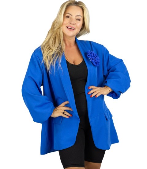 Marynarka oversize z odpinaną różą i marszczonymi rękawami ROSA (Niebieski) Marynarka oversize z odpinaną różą i marszczonymi rękawami ROSA (Niebieski)