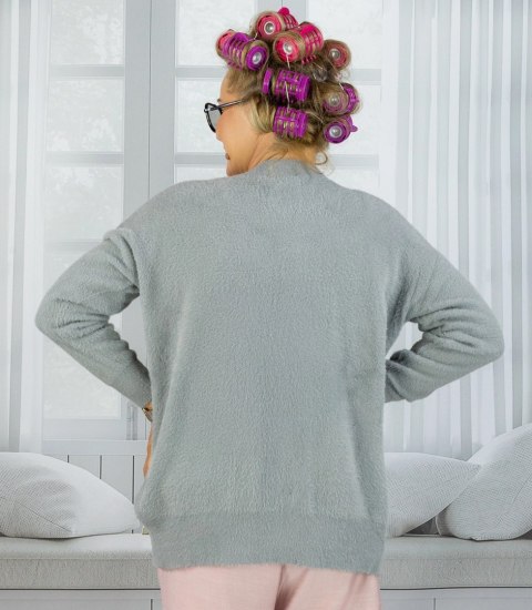 Krótki kardigan sweter rozpinany z puszystej dzianiny "COCO CHIC" (Szary) S/M Krótki kardigan sweter rozpinany z puszystej dzianiny "COCO CHIC" (Szary) S/M