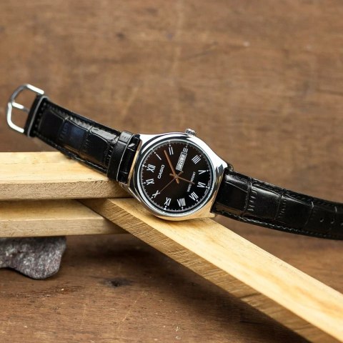 ZEGAREK MĘSKI CASIO MTP-V006L-1B (zd210a) + BOX ZEGAREK MĘSKI CASIO MTP-V006L-1B (zd210a) + BOX