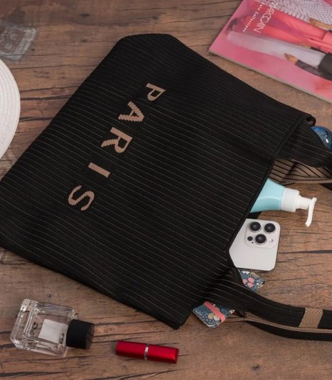 Torba shopper PARIS elegancka prążkowana na ramię z zamkiem (Czarny) Torba shopper PARIS elegancka prążkowana na ramię z zamkiem (Czarny)
