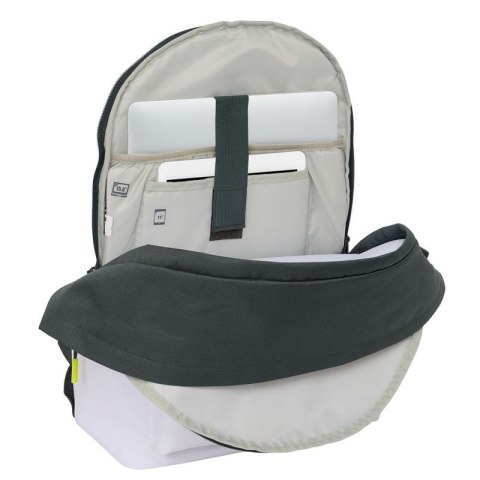 Plecak sportowy Real Madryt z USB i z miejscem na laptopa double backpack 612554820 Plecak sportowy Real Madryt z USB i z miejscem na laptopa double backpack 612554820