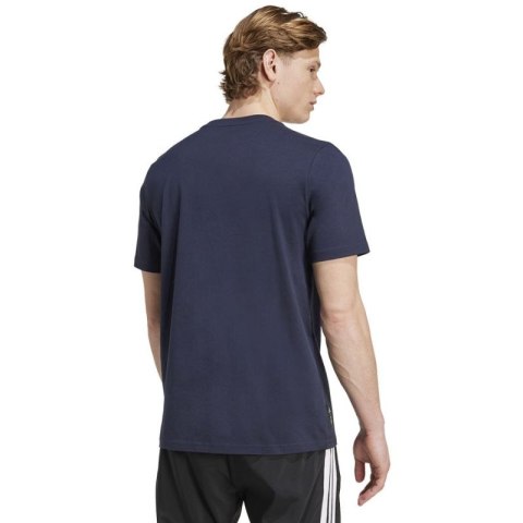 Koszulka adidas Real Madryt 24/25 Seasonal Graphic Tee M JX1130 Koszulka adidas Real Madryt 24/25 Seasonal Graphic Tee M JX1130