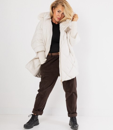 Kurtka zimowa oversize z kapturem i futerkiem NORDIC PUFF (Biały) XXL (44) Kurtka zimowa oversize z kapturem i futerkiem NORDIC PUFF (Biały) XXL (44)