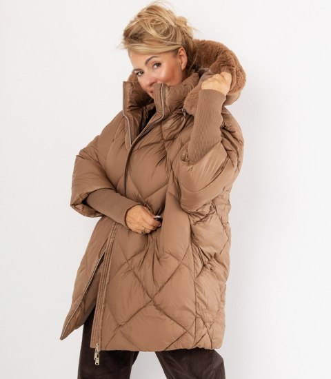 Kurtka zimowa oversize z kapturem i futerkiem NORDIC PUFF (Brązowy) Kurtka zimowa oversize z kapturem i futerkiem NORDIC PUFF (Brązowy)