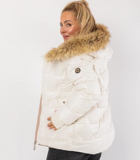 Pikowana kurtka zimowa z kapturem futerkiem ARIA PUFF PLUS SIZE (Biały) 7XL (54) Pikowana kurtka zimowa z kapturem futerkiem ARIA PUFF PLUS SIZE (Biały) 7XL (54)