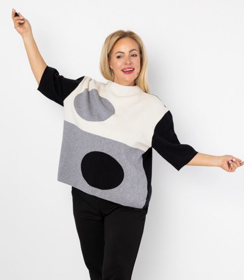Elegancki sweter z półgolfem i geometrycznym wzorem DOT ART (Czarny || Wielokolorowy) Elegancki sweter z półgolfem i geometrycznym wzorem DOT ART (Czarny || Wielokolorowy)