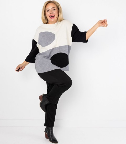 Elegancki sweter z półgolfem i geometrycznym wzorem DOT ART (Czarny || Wielokolorowy) Elegancki sweter z półgolfem i geometrycznym wzorem DOT ART (Czarny || Wielokolorowy)