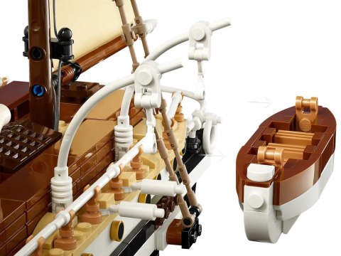 LEGO Icons 10335 Endurance